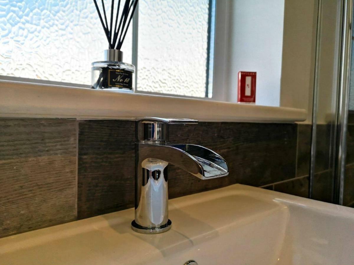 Villa Guildford Town House Esterno foto