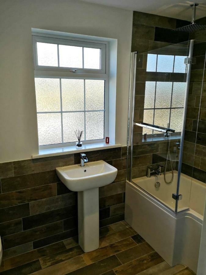 Villa Guildford Town House Esterno foto